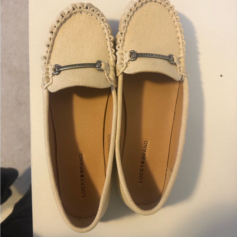 Lucky Brand Women's Cream Loafers